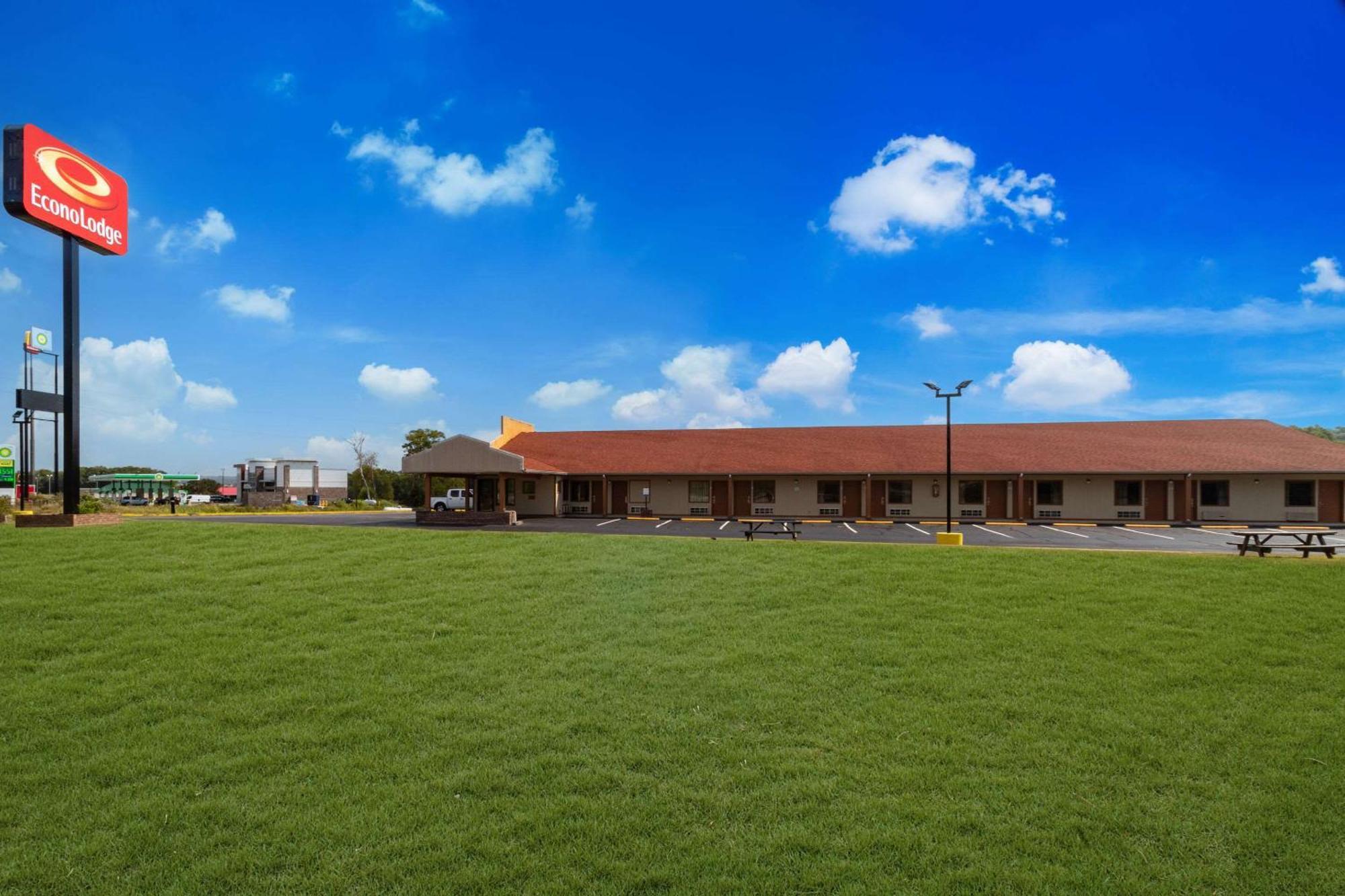 Econo Lodge Cornersville Zewnętrze zdjęcie