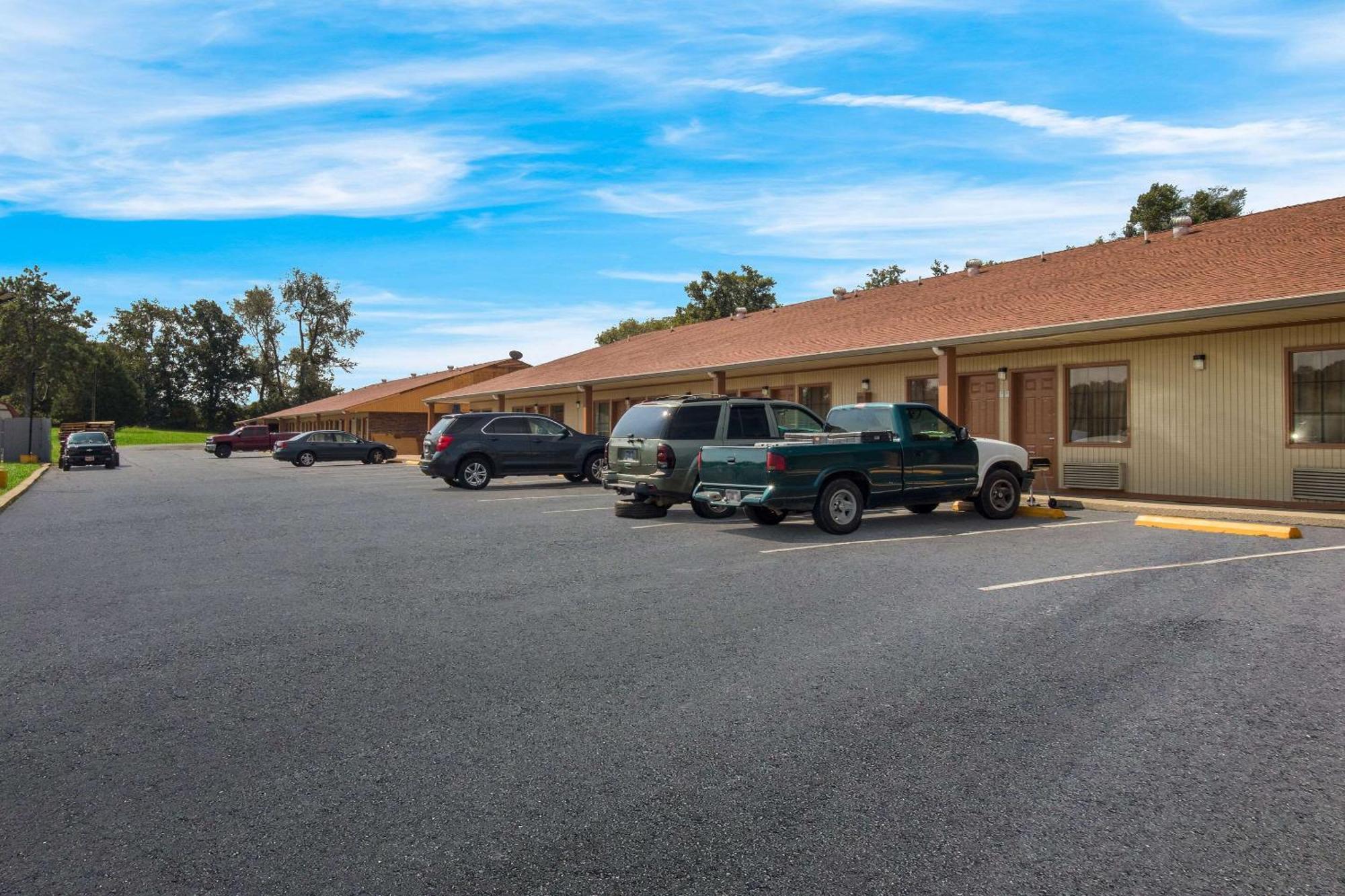 Econo Lodge Cornersville Zewnętrze zdjęcie