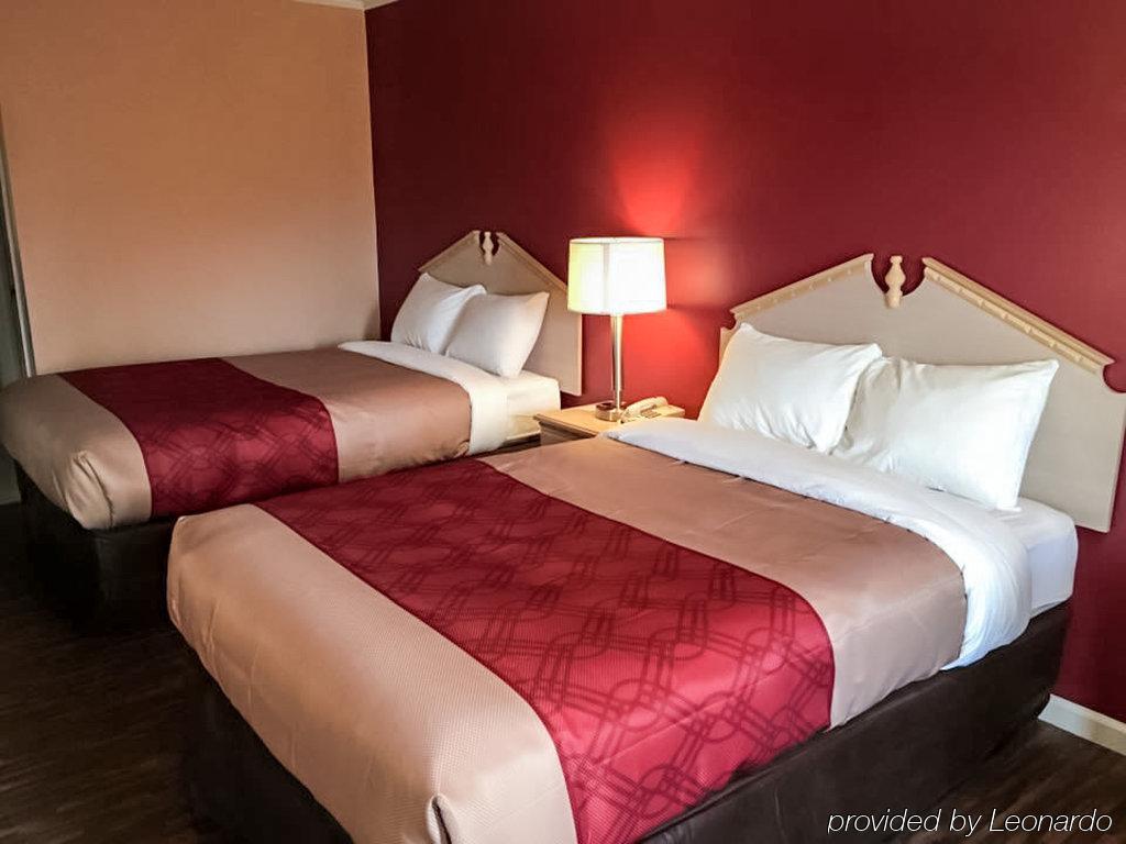 Econo Lodge Cornersville Zewnętrze zdjęcie