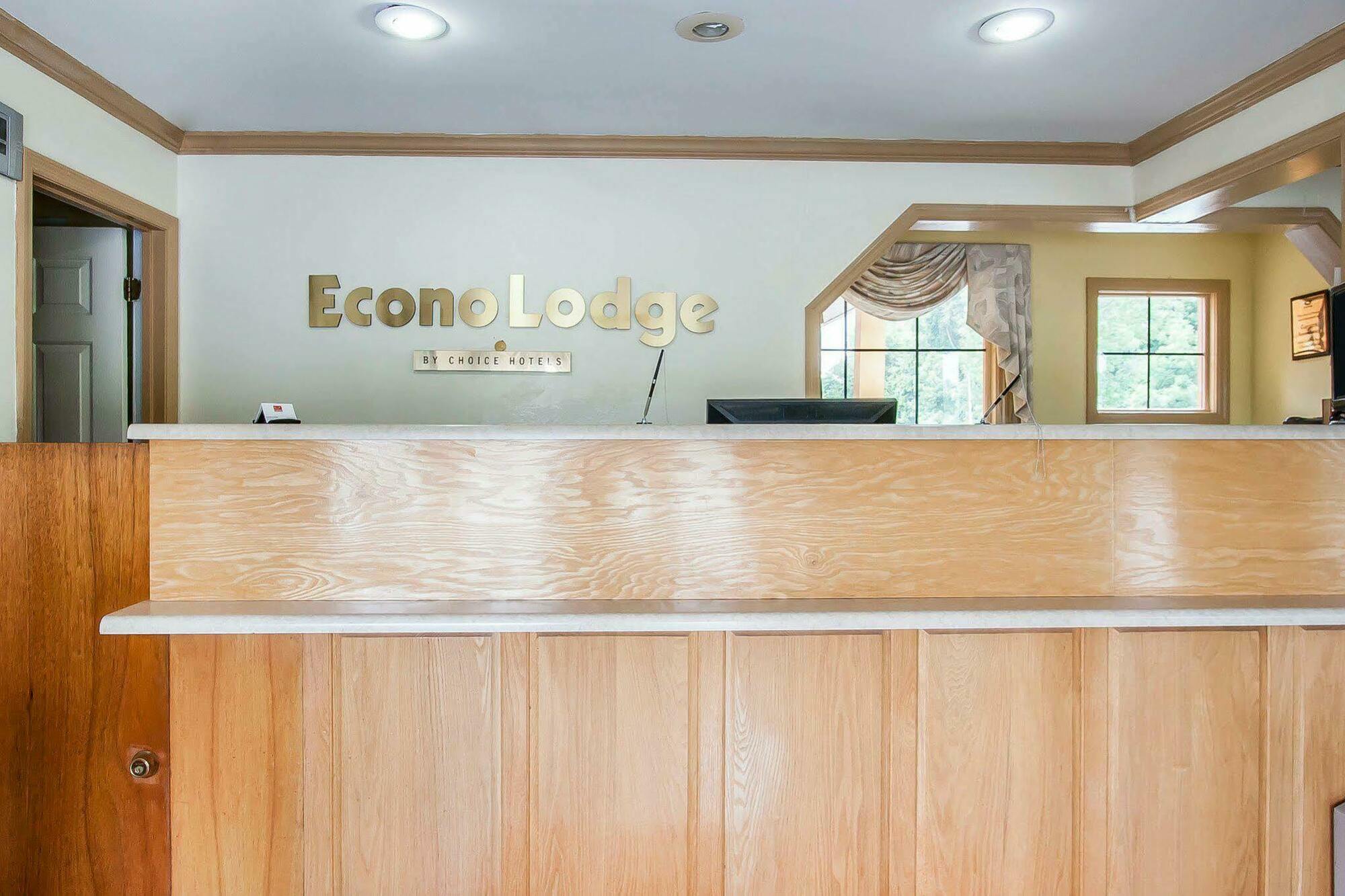 Econo Lodge Cornersville Zewnętrze zdjęcie